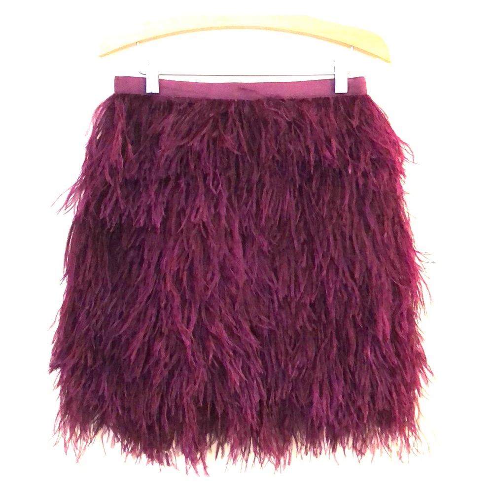 Feather skirt
